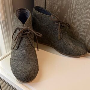 Toms Women's Brown Wedge Ankle Boots